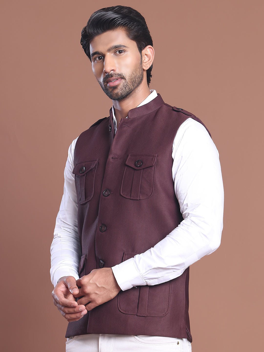 DesiQlo Men Embroidered Men Waistcoat Nehru Jacket - Maroon