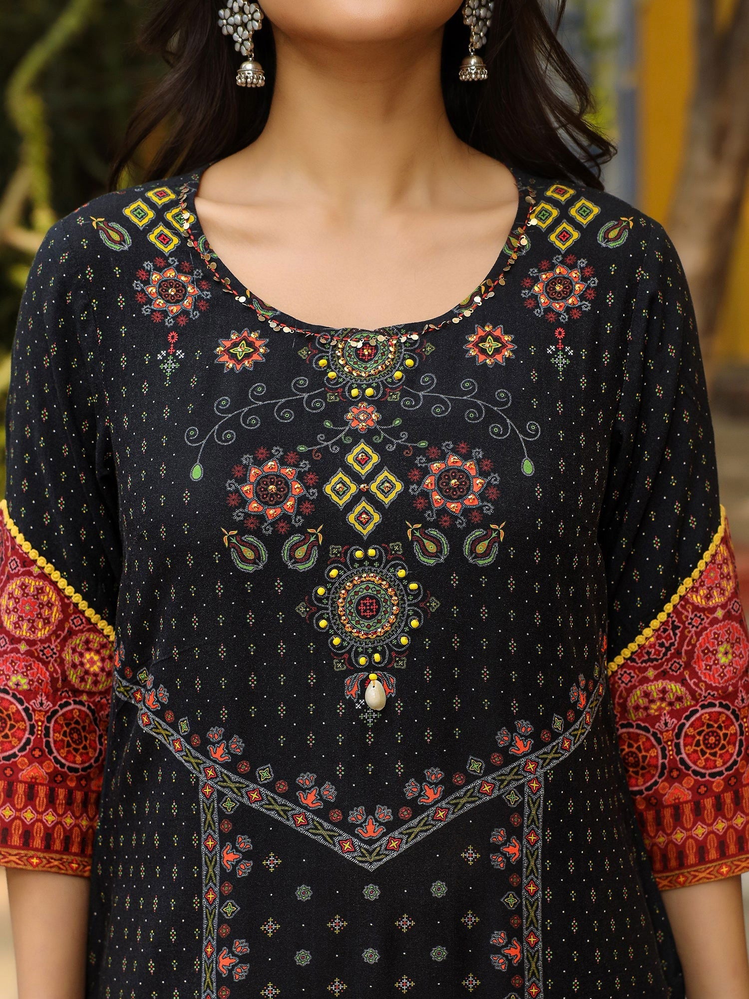 Black Ethnic Motif Placement Printed Rayon Kurta With Pant And Dupatta