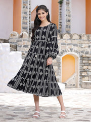 Juniper Black Geometric Printed Rayon Tiered Midi Dress 