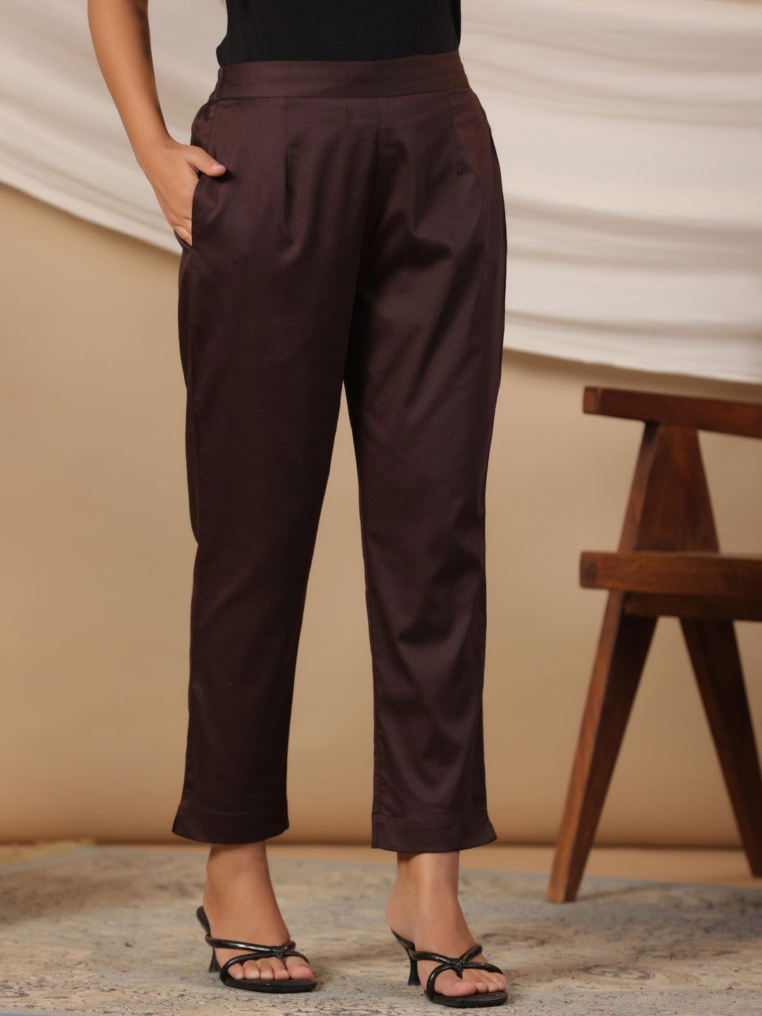 Brown Solid Lycra Women Drawstring Pants With Single Side Pocket | Des