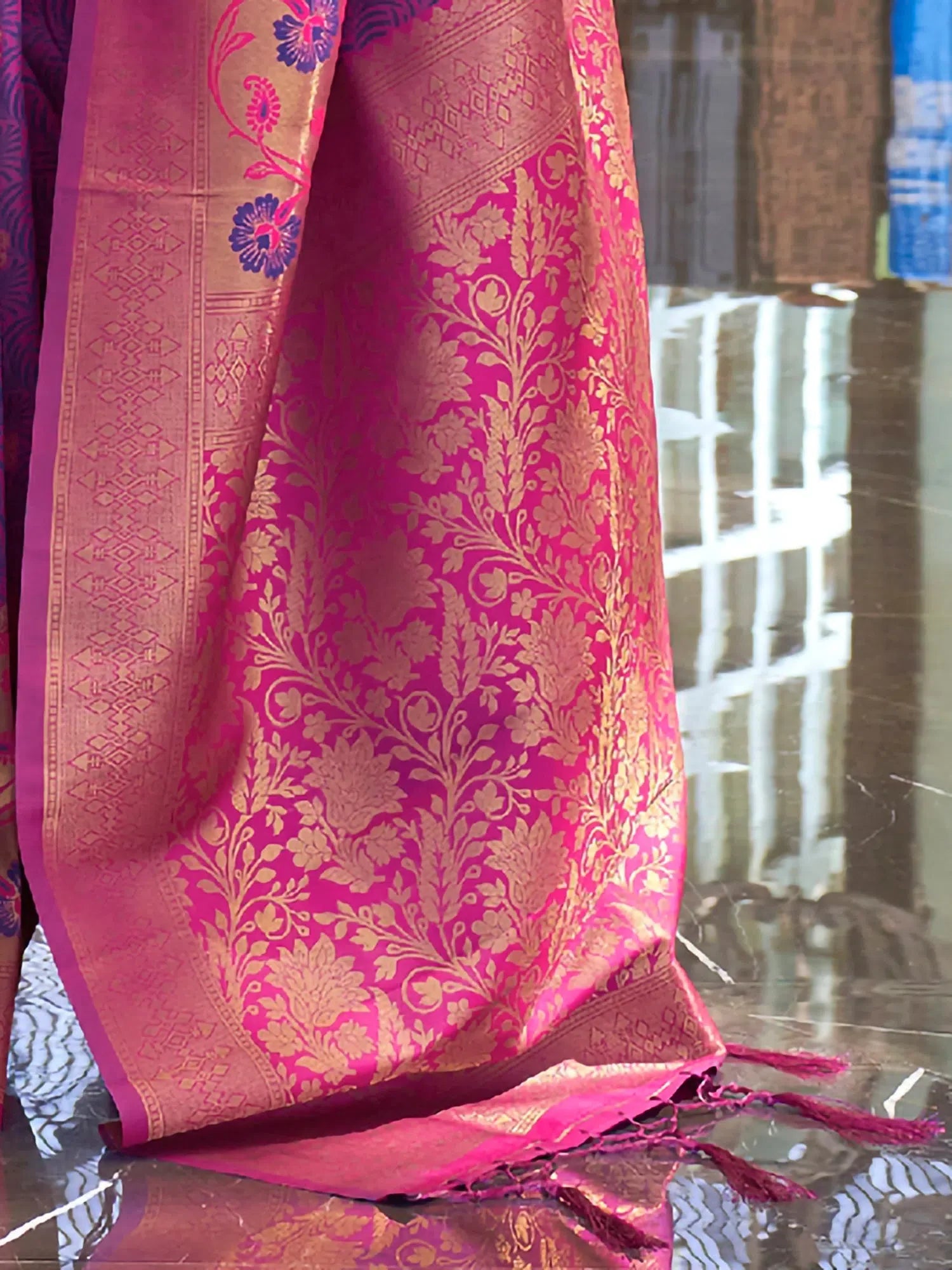 Purple Woven Polyester Saree with Blouse - Indian Sari
