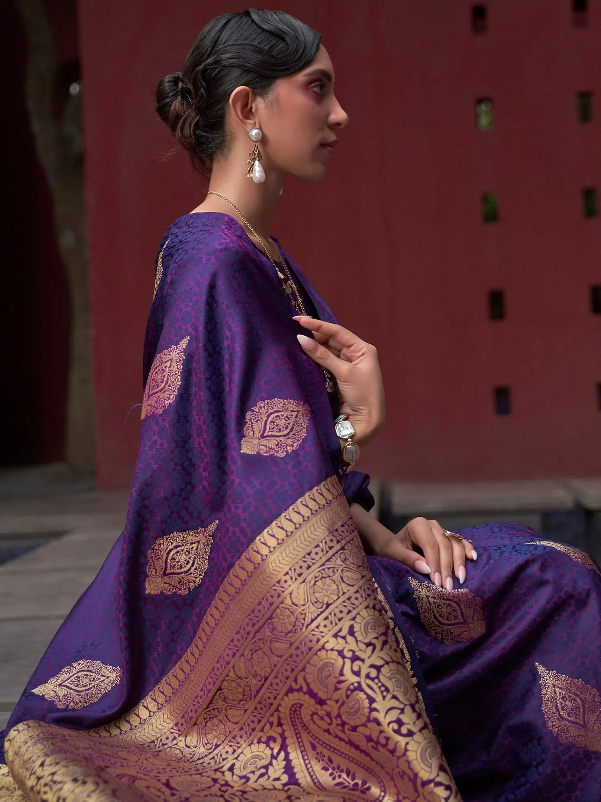 Women's Pure  Purple Woven Design Designer Saree With Blouse Piece-KHUSHT266001