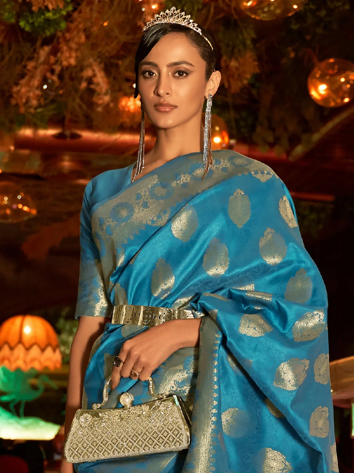 Women's  Blend Blue Woven Design Handloom Saree With Blouse Piece-KIHRIKA259001