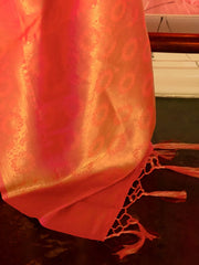 Women's Blend Peach Woven Design Handloom Saree With Blouse Piece-KIHRIKA259002