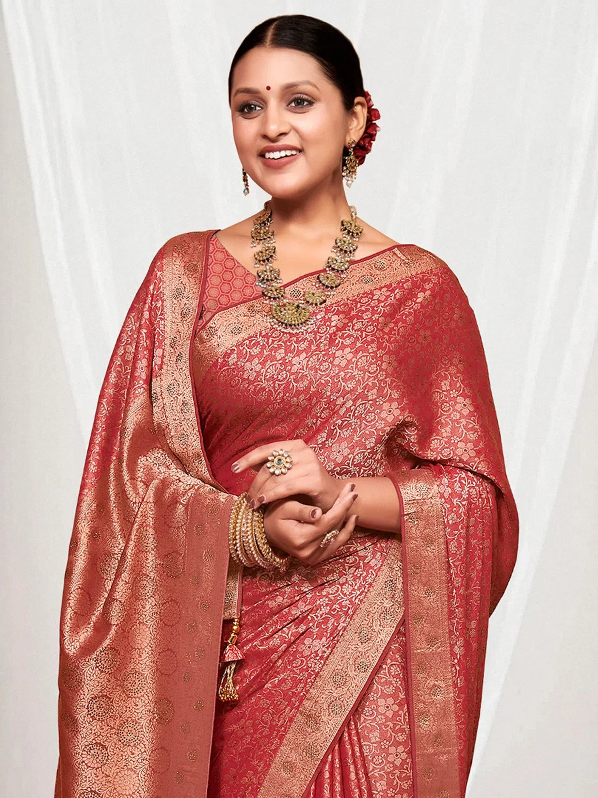 Women's Pure Red Woven Design Designer Saree With Blouse Piece-KLKRUTI5181