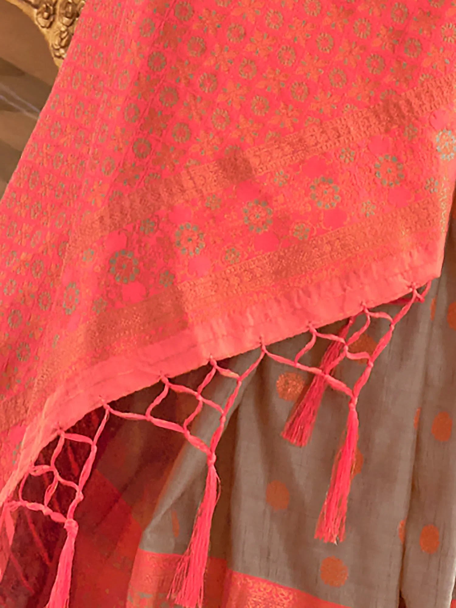 Graceful Grey Woven Polyester Saree | Exclusive Indian Designer Wear