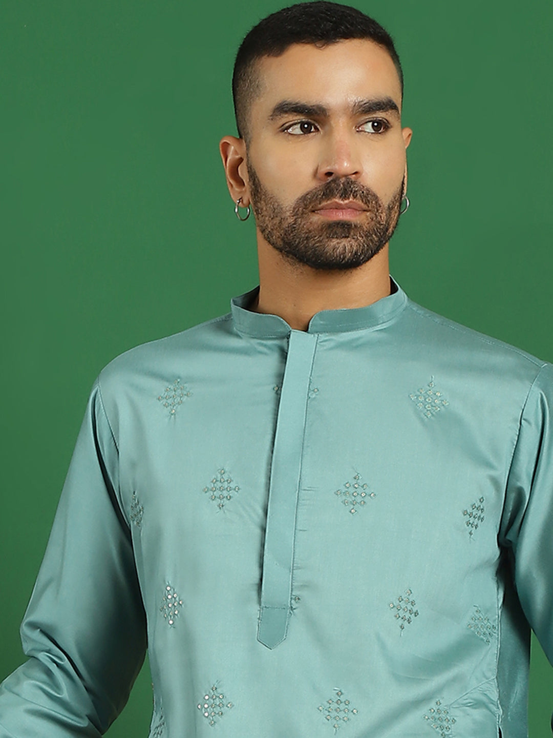 Men Purple Embroidered and Sequence Kurtas-KO-5059Blue