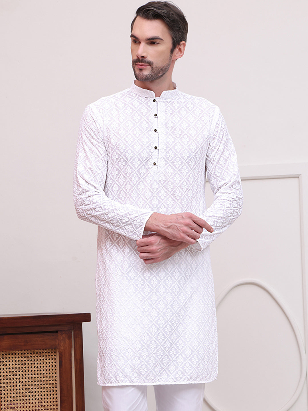 DesiQlo Men Embroidered Kurta Only - White - KO_5099White_S