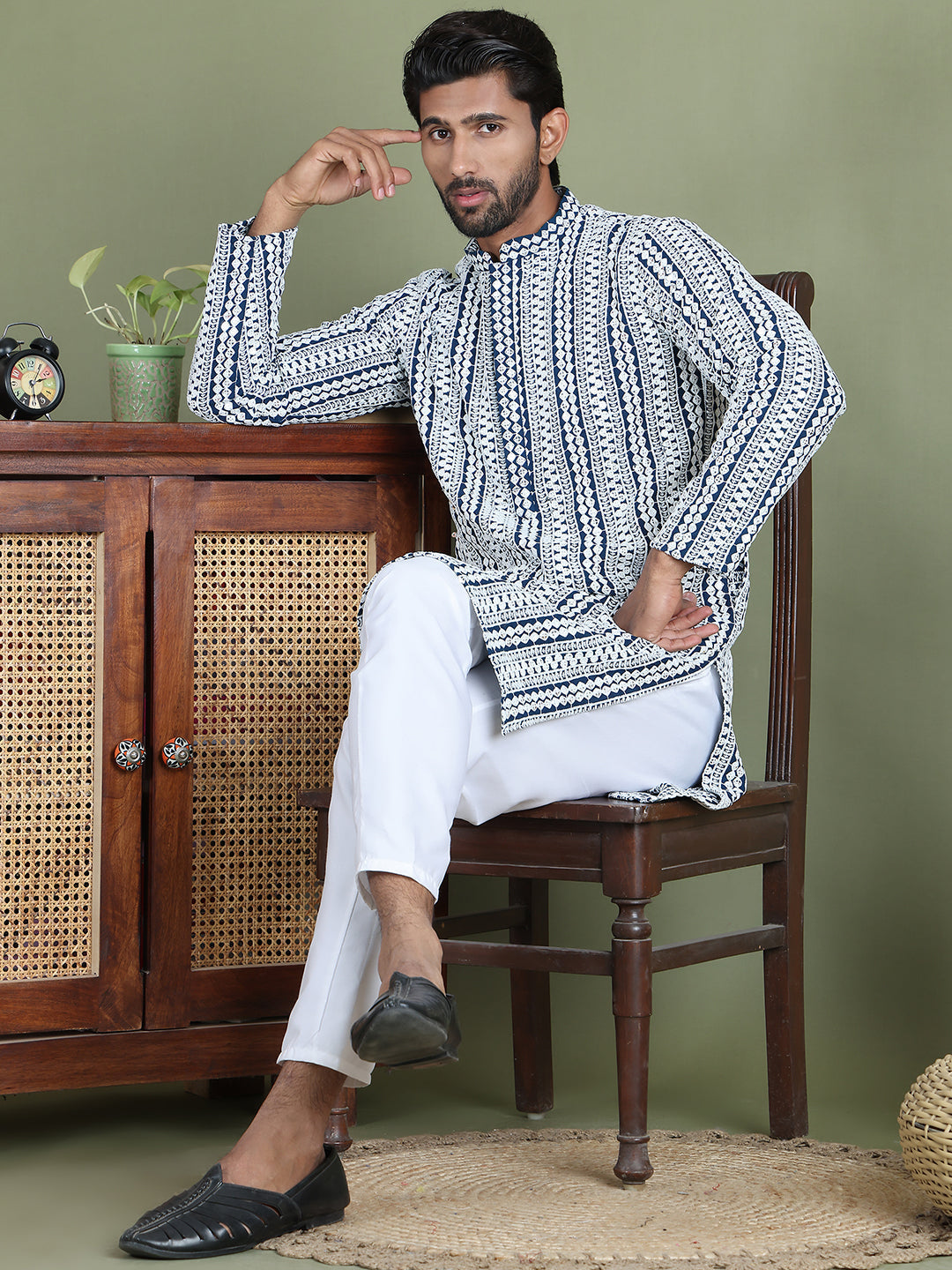 DesiQlo Men Embroidered Kurta Only - Multicolor - ko_5146Peacock_S
