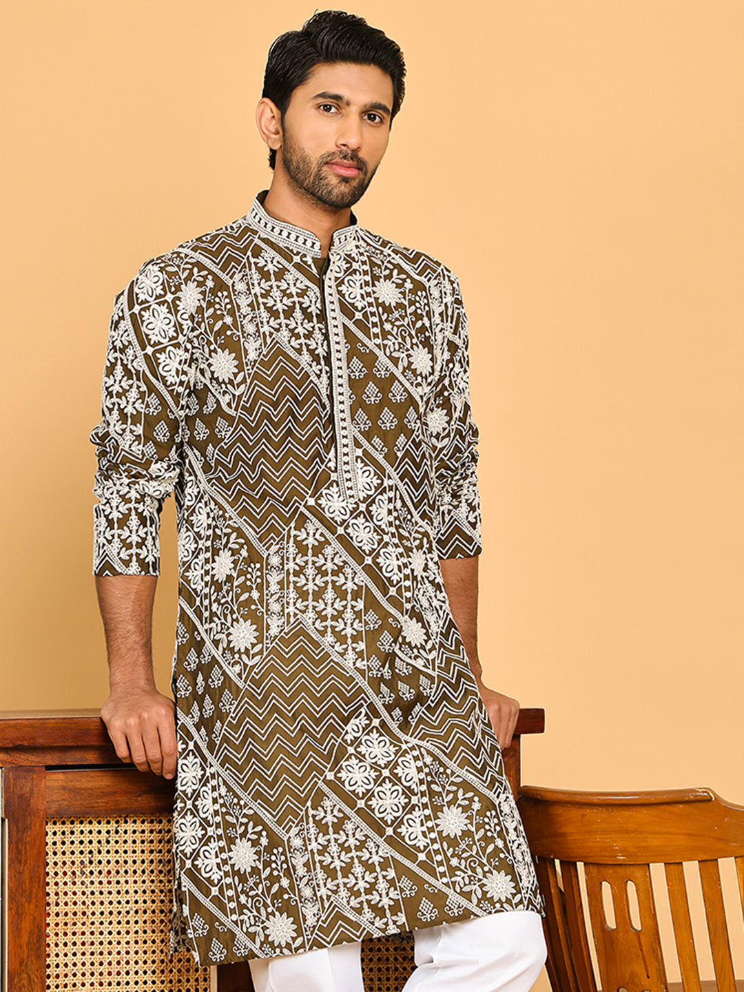 DesiQlo Men Embroidered Kurta Only - Green - KO_5182Mehndi_S