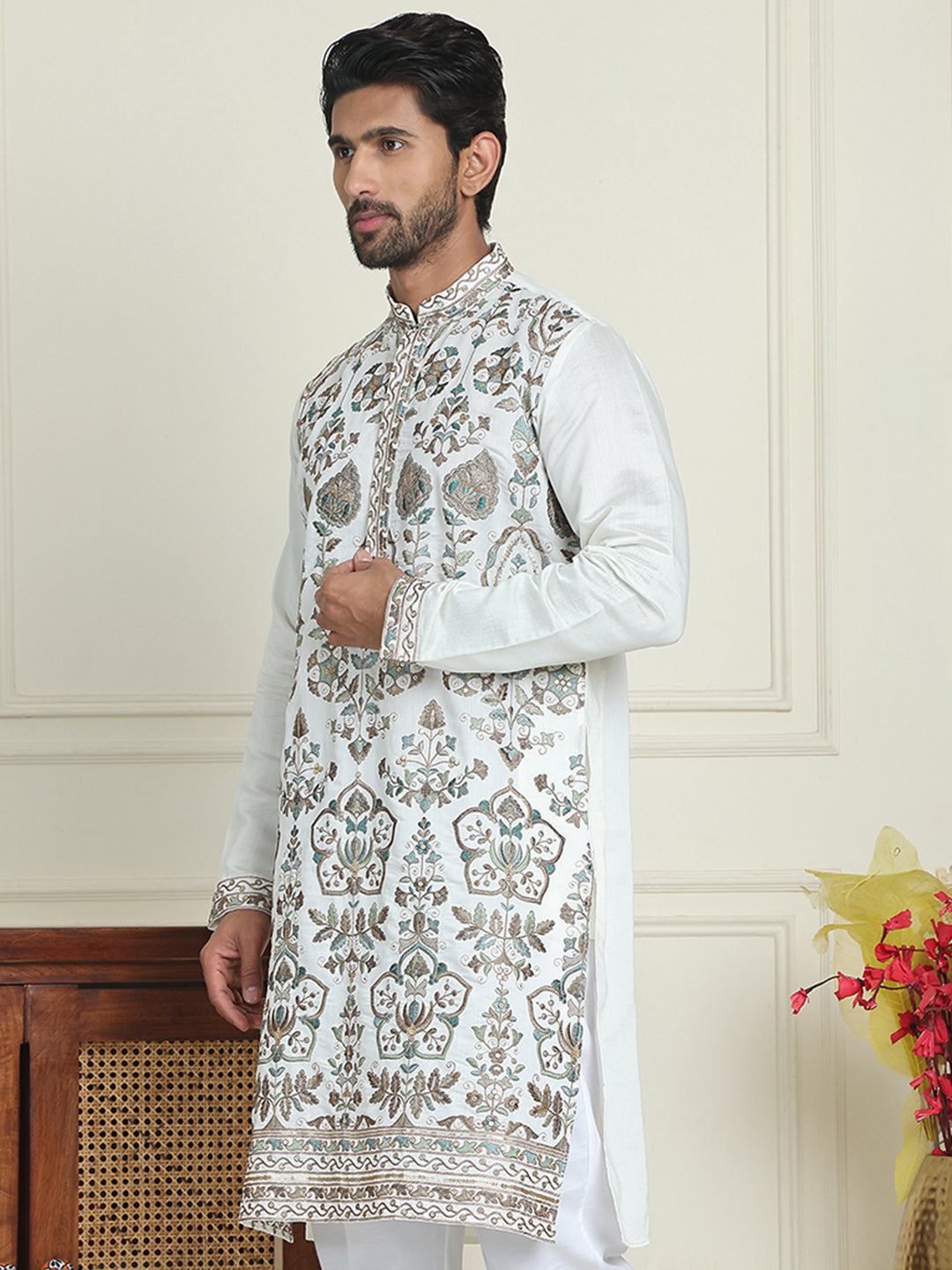 DesiQlo Men Embroidered Kurta Only - White - KO_5200White_S