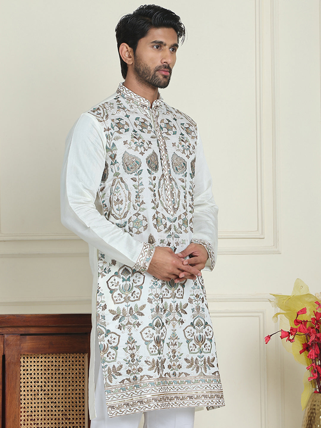 DesiQlo Men Embroidered Kurta Only - White - KO_5200White_S