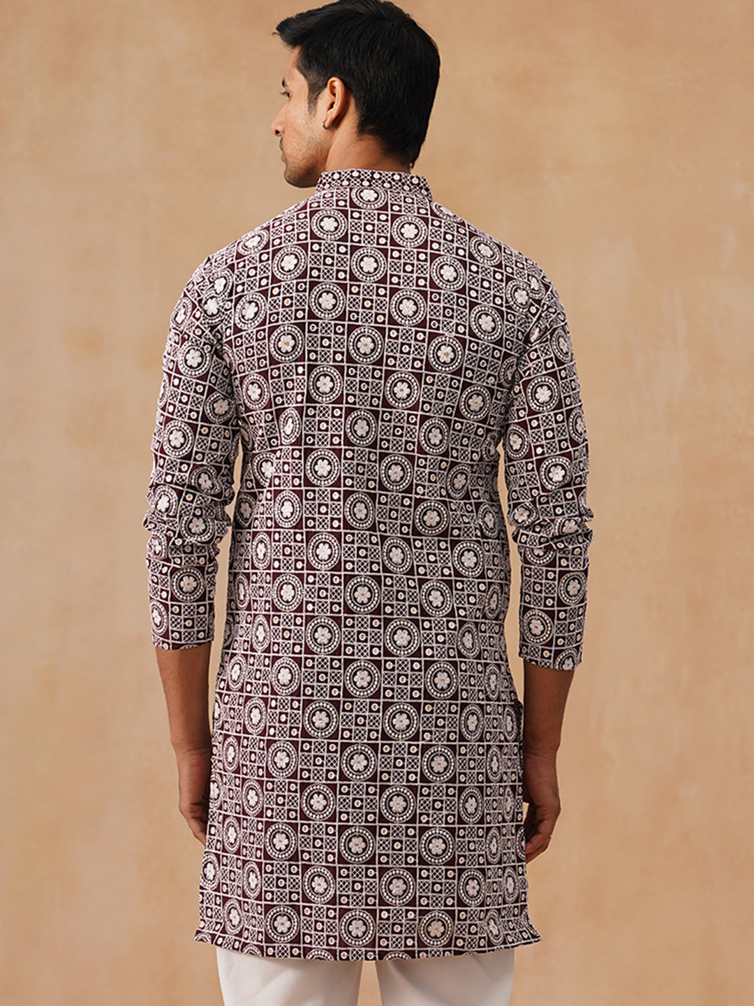DesiQlo Men Geometric Kurta Only - Maroon