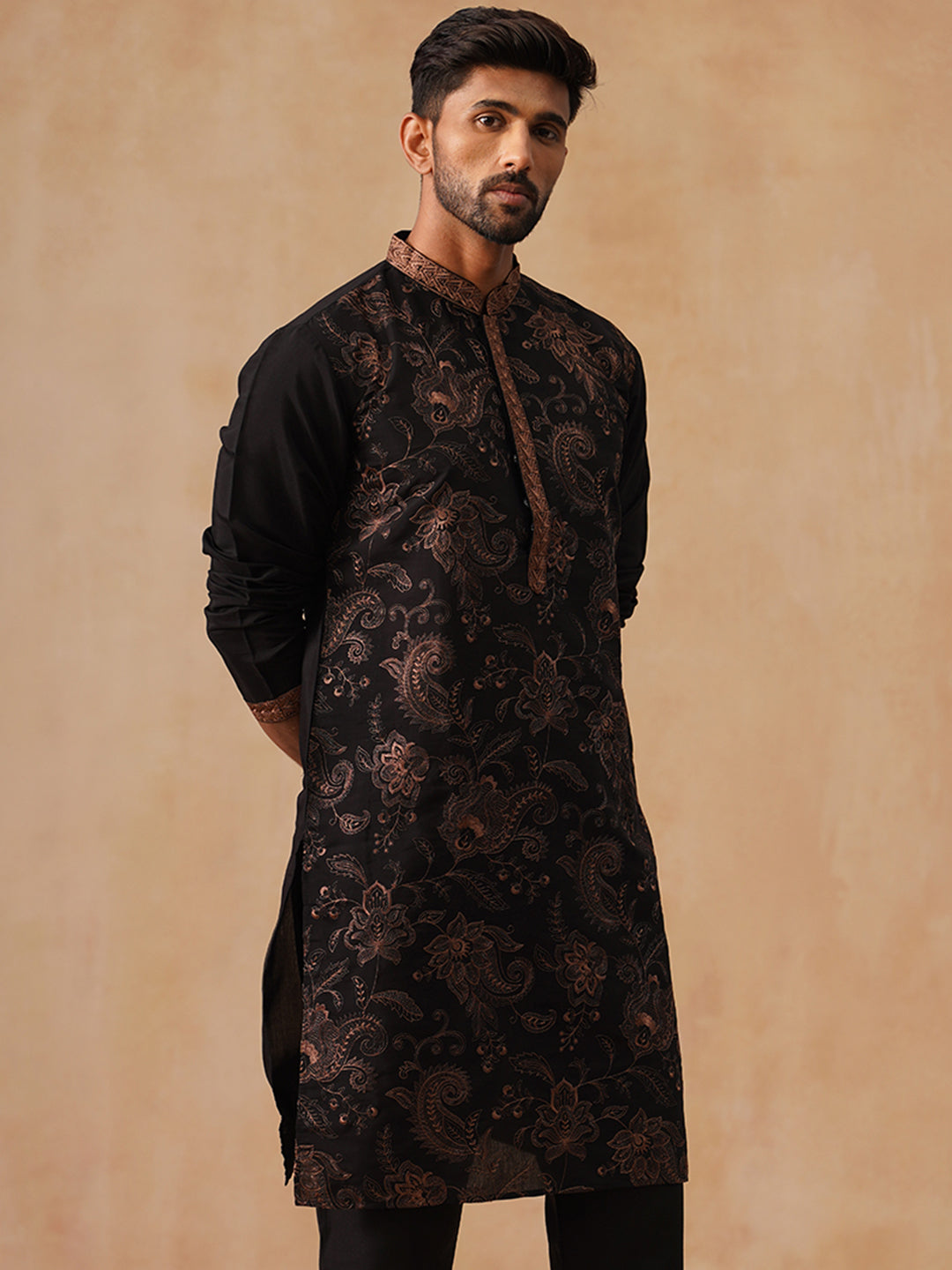 DesiQlo Men Paisley Kurta Only - Gold