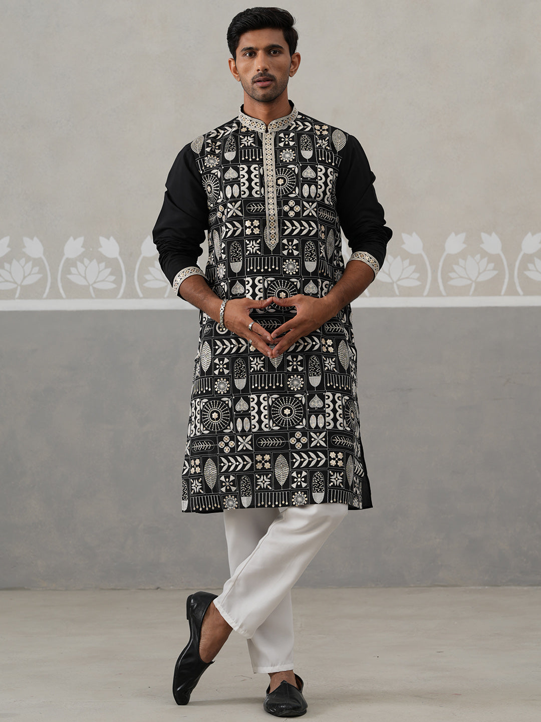 DesiQlo Men Embroidered Kurta Only - Black - KO_5325Black_S