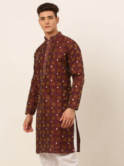 DesiQlo Men's Maroon Collar Embroidered Woven Design Kurta Pajama ( KO 672 Maroon )