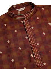 DesiQlo Men's Maroon Collar Embroidered Woven Design Kurta Pajama ( KO 672 Maroon )