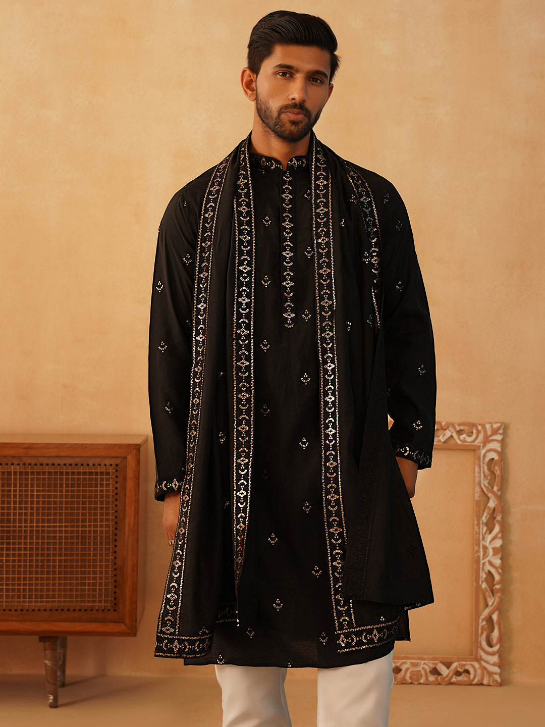 DesiQlo Men Embroidered Kurta Only - Black - KO_D_5088Black_S