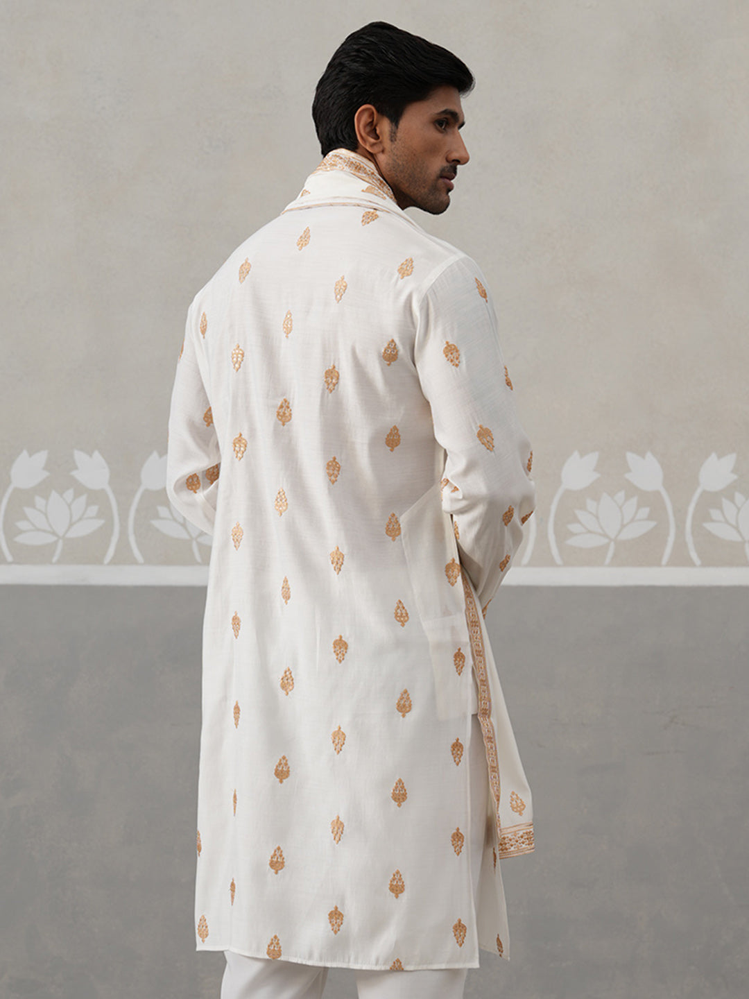 DesiQlo Men Embroidered Kurta Only - White - KO_D_5319White_S