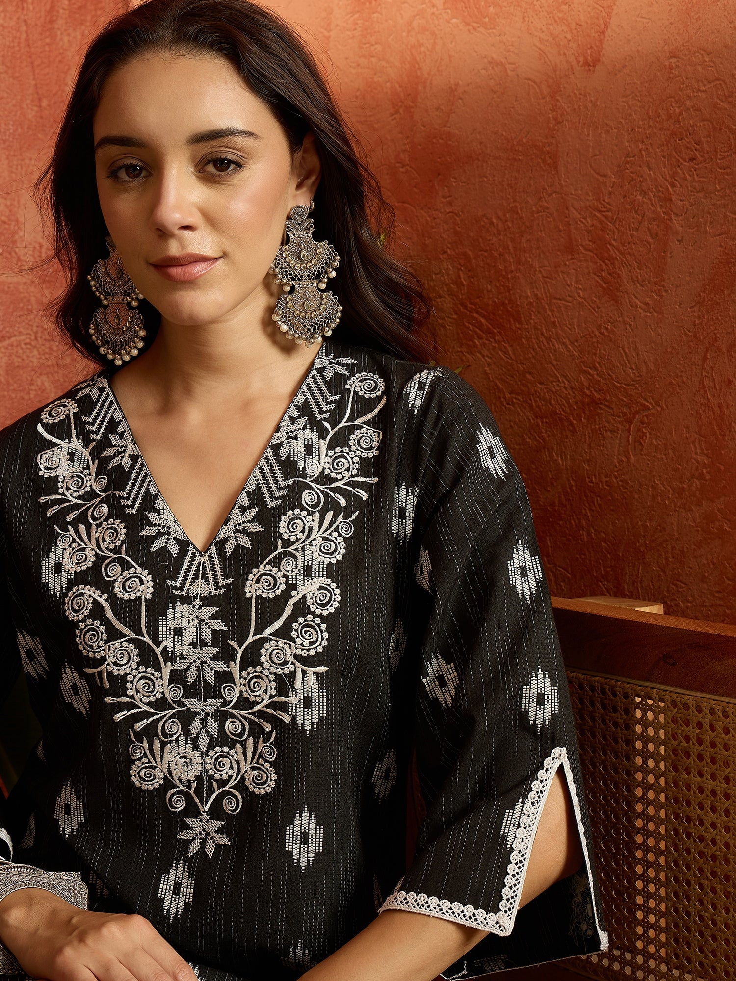Women's Black Woven Design & Embroidered Cotton Straight Kurta Palazzo