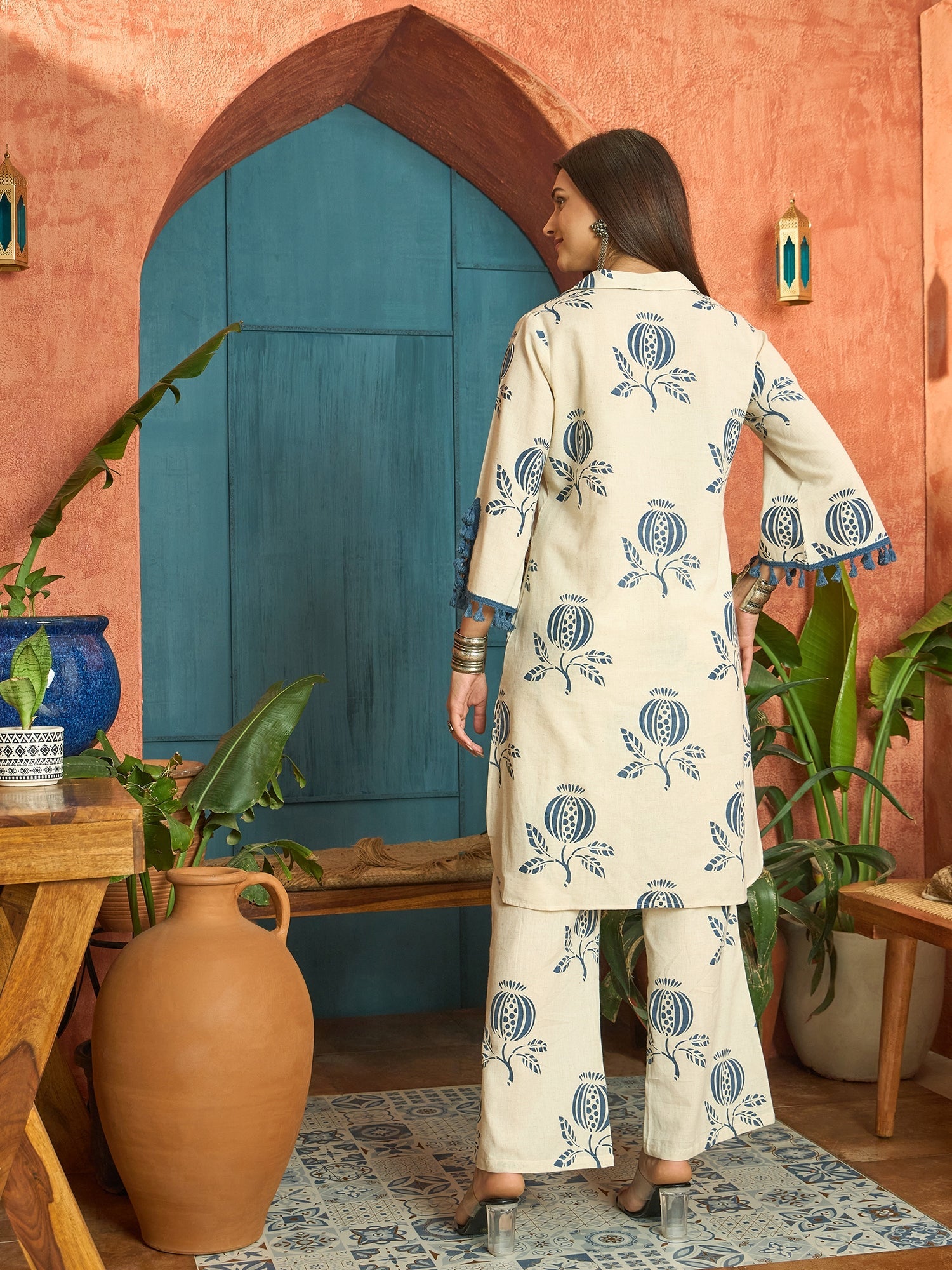 Women's Blue Printed Cotton Straight Kurta Pant Set (KPBLUEBLOOM) | De
