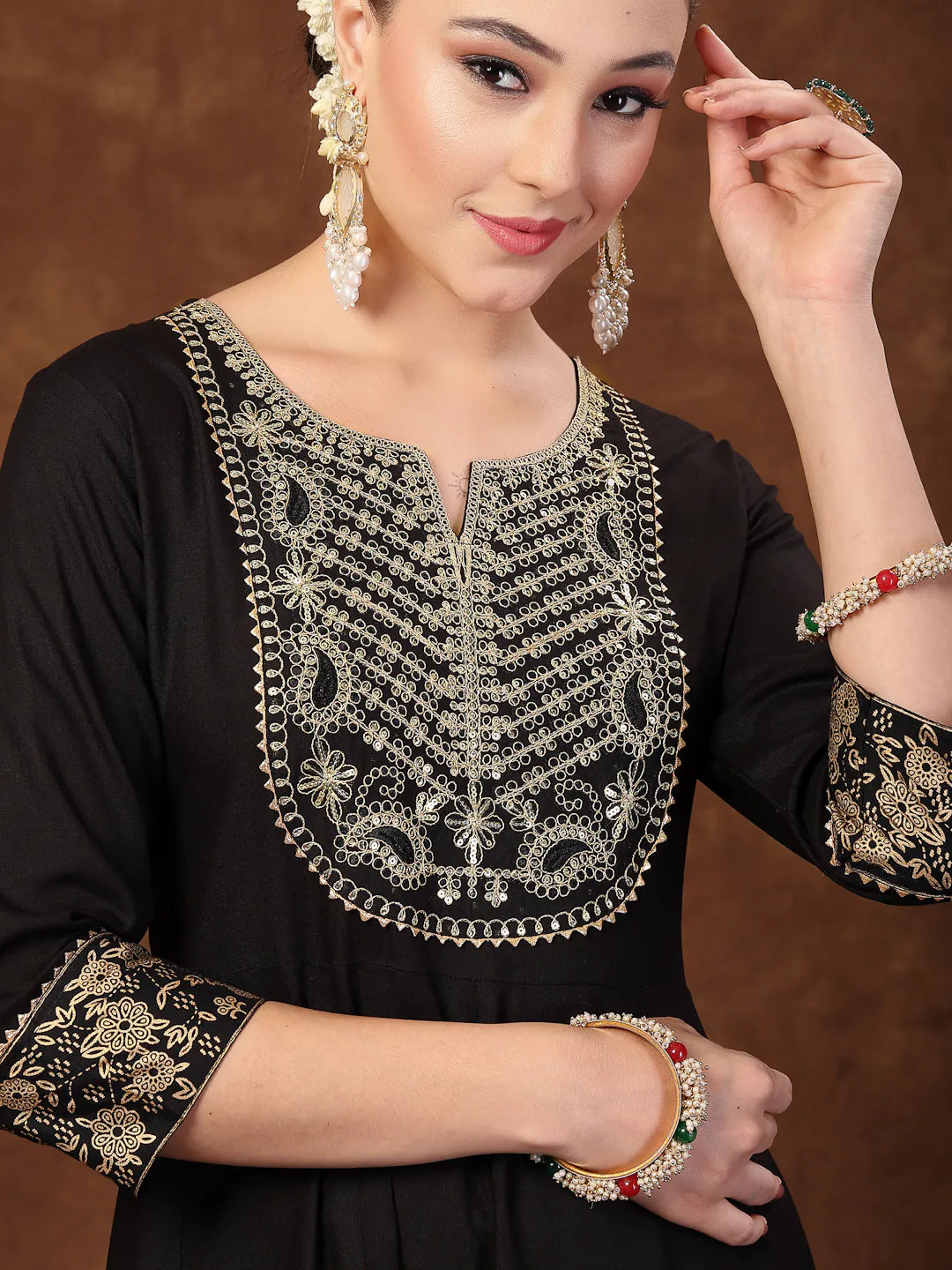 Black Embroidered Anarkali Kurta Set | Women's Designer Kurta