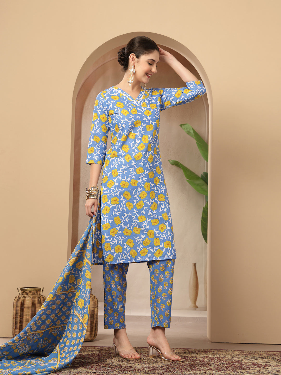 Women's Blue Floral Printed Cotton Straight Kurta Pant Dupatta Set (KP