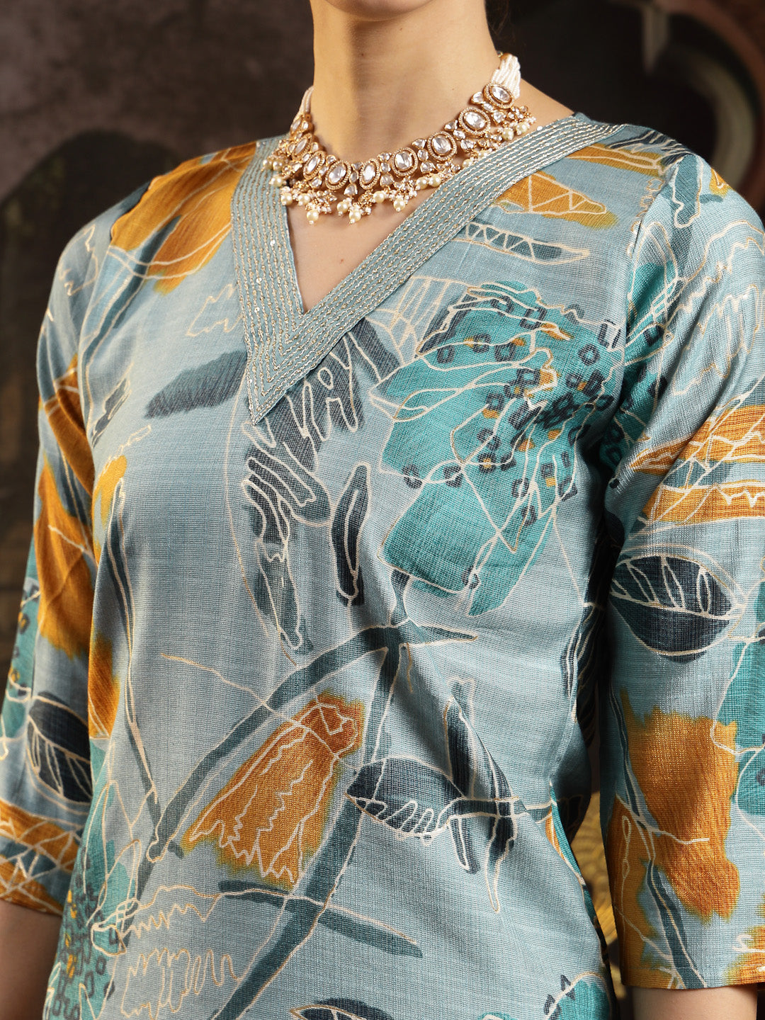 Women's Blue Floral Printed Silk Blend Straight Kurta Pant Dupatta Set