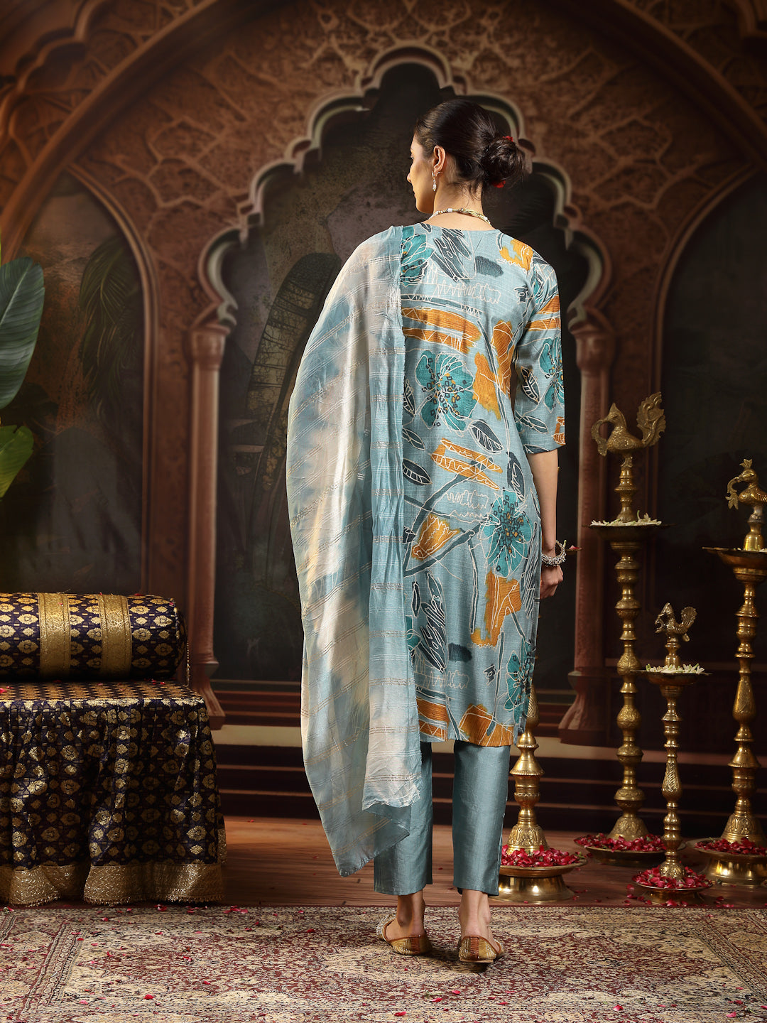 Women's Blue Floral Printed Silk Blend Straight Kurta Pant Dupatta Set