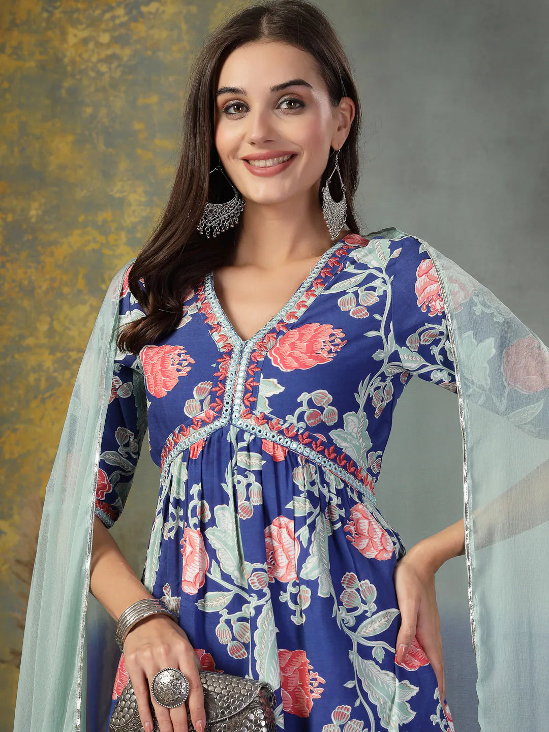 Blue Floral Kurta Pant Dupatta Set - Women's Kurta Sets