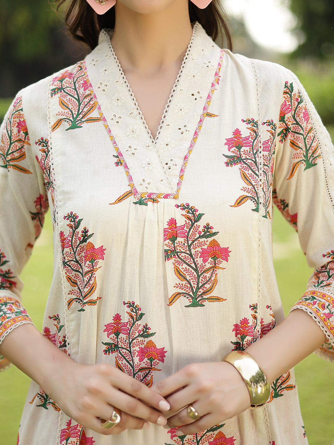 Women's Cream Floral Printed Cotton A-Line Kurta Pant Dupatta Set (KPD