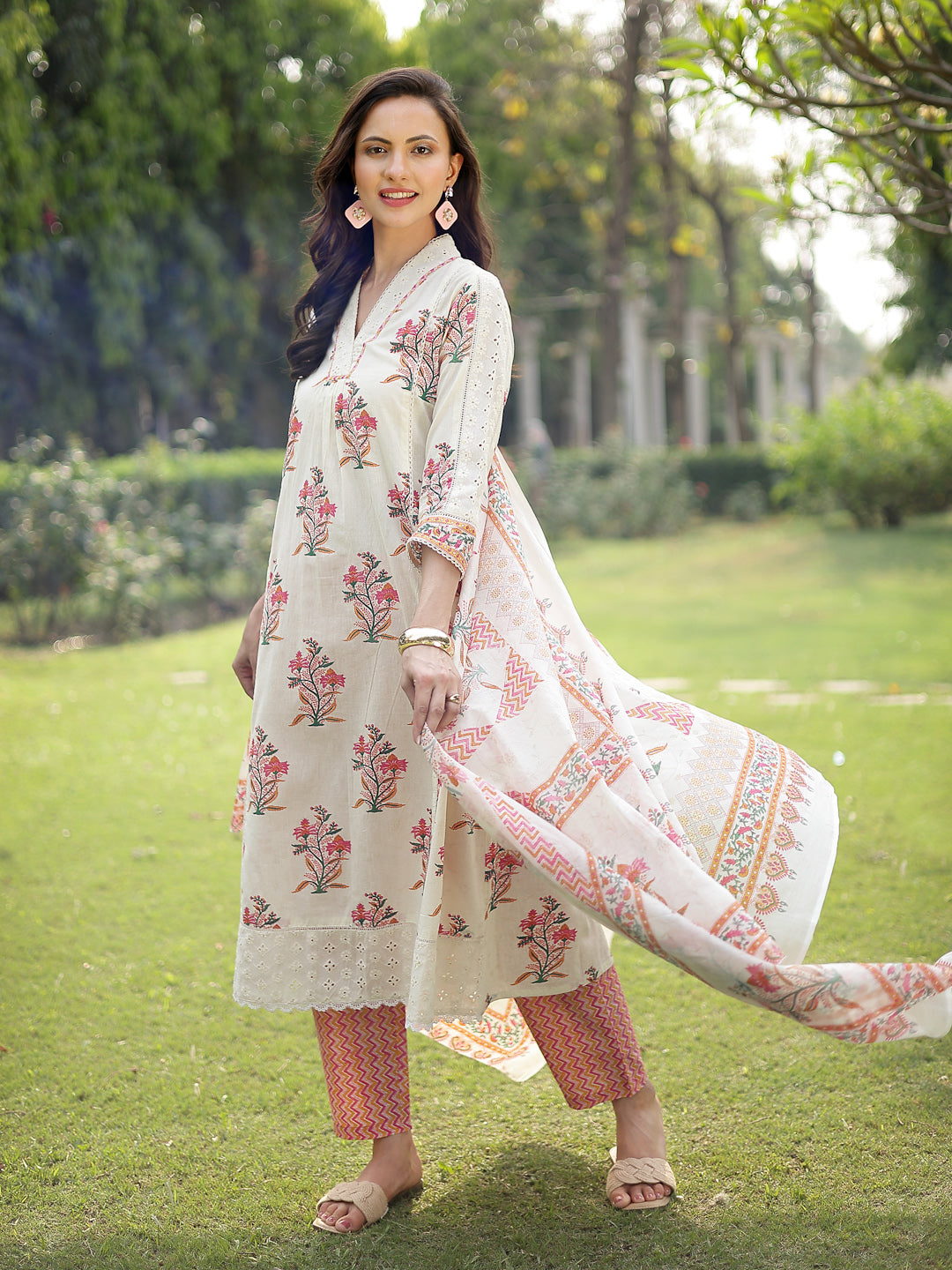 Women's Cream Floral Printed Cotton A-Line Kurta Pant Dupatta Set (KPD