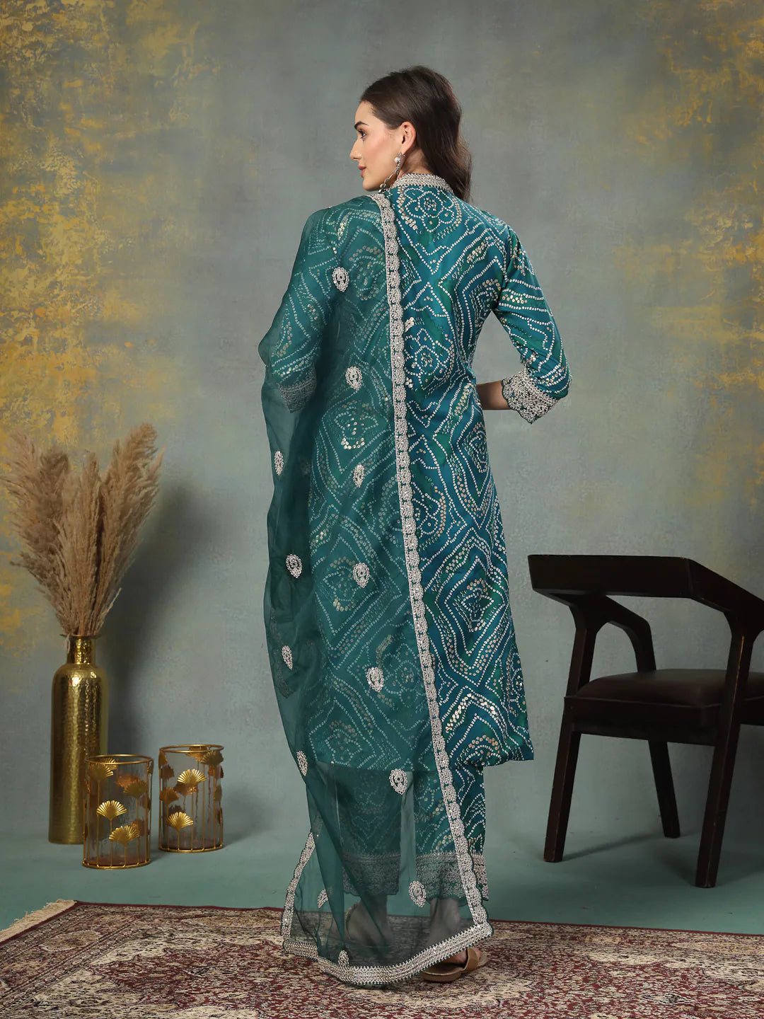 Green Bandhani Print Women's Kurta Set with Dupatta | Indian