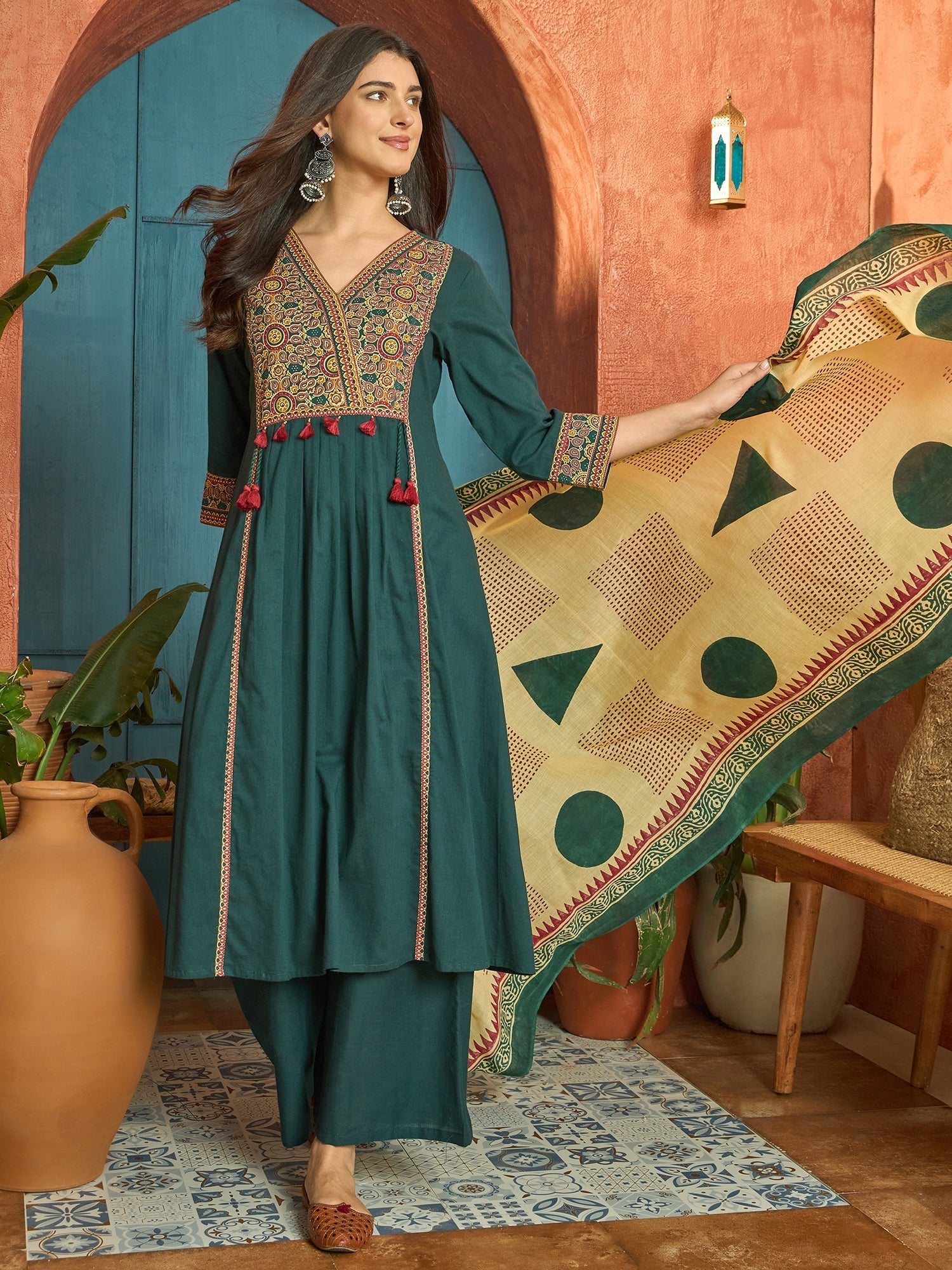 Women's Green Solid Cotton Straight Kurta Pant Dupatta Set (KPDGREENPA