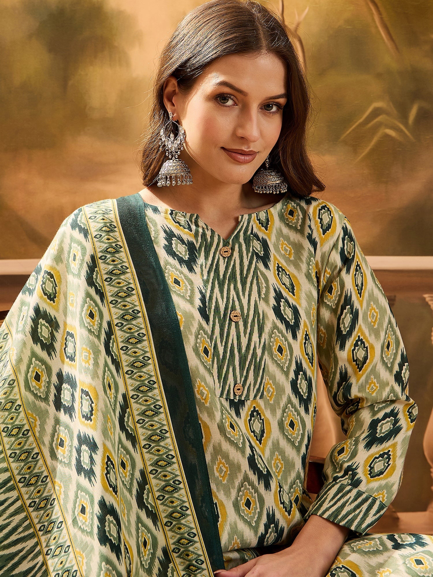 Women's Green Geometric Printed Cotton Blend Straight Kurta Pant Dupat