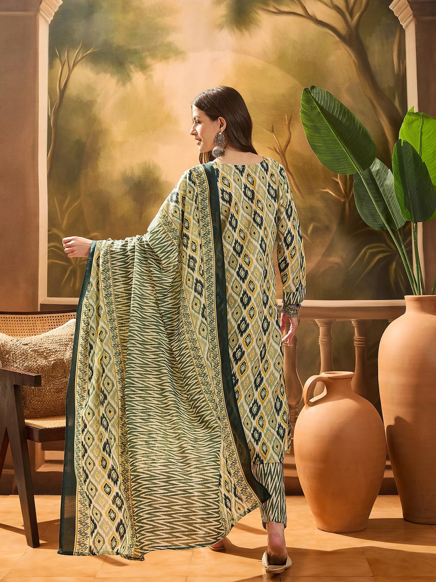 Women's Green Geometric Printed Cotton Blend Straight Kurta Pant Dupat