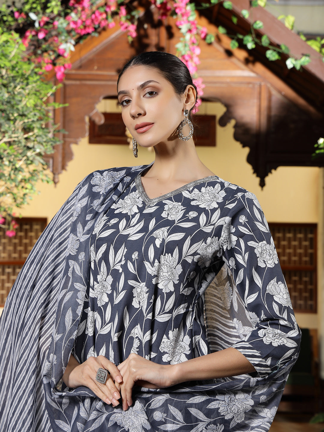 Women's Grey Floral Printed Cotton Ankarkali Kurta Pant Dupatta Set (K