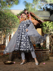 Stylum Women's Grey Floral Printed Cotton Ankarkali Kurta Pant Dupatta Set (KPDGREYLIKIR)