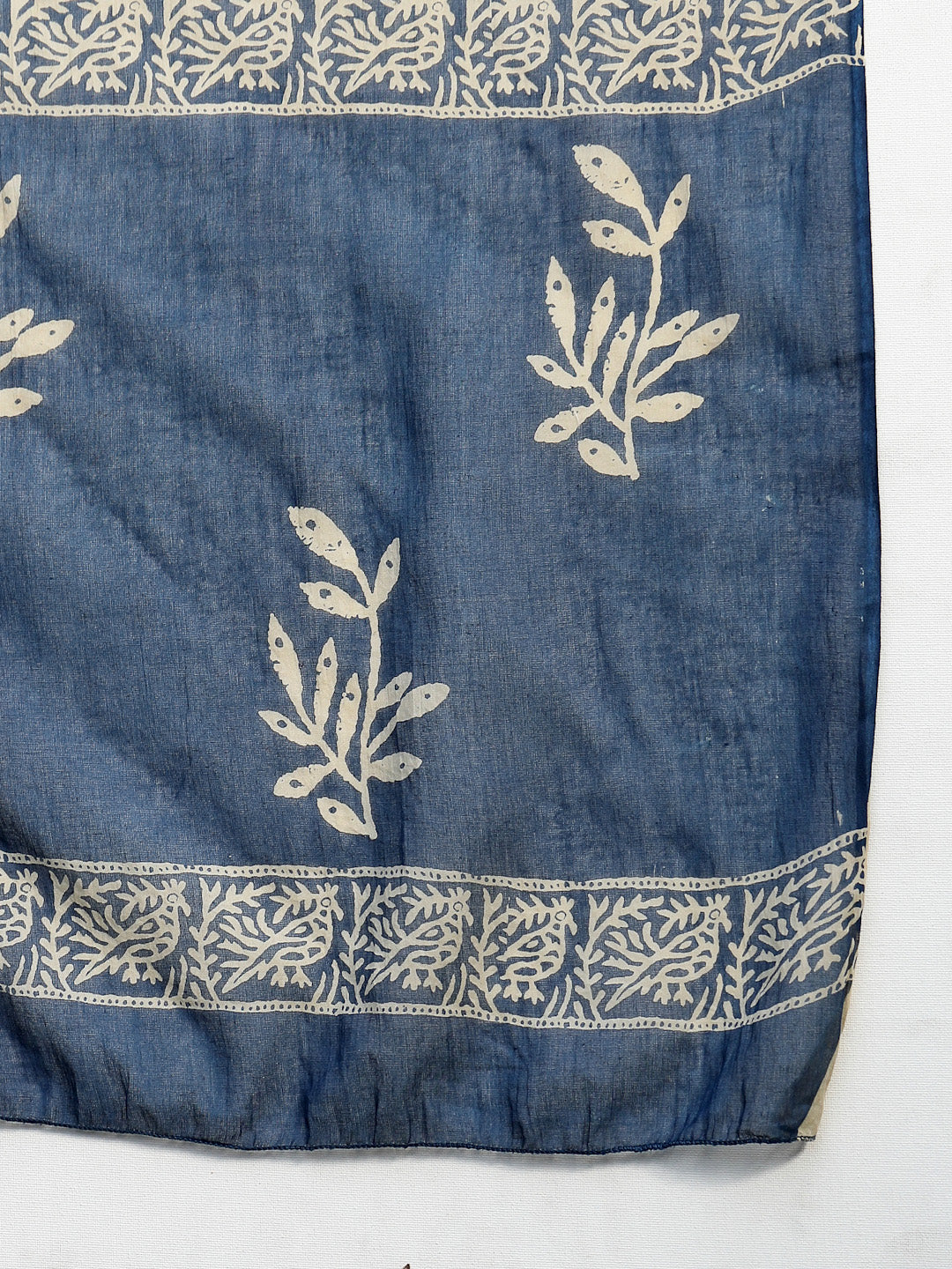 Women's Blue Floral Printed Cotton Anarkali Kurta Pant Dupatta Set (KP
