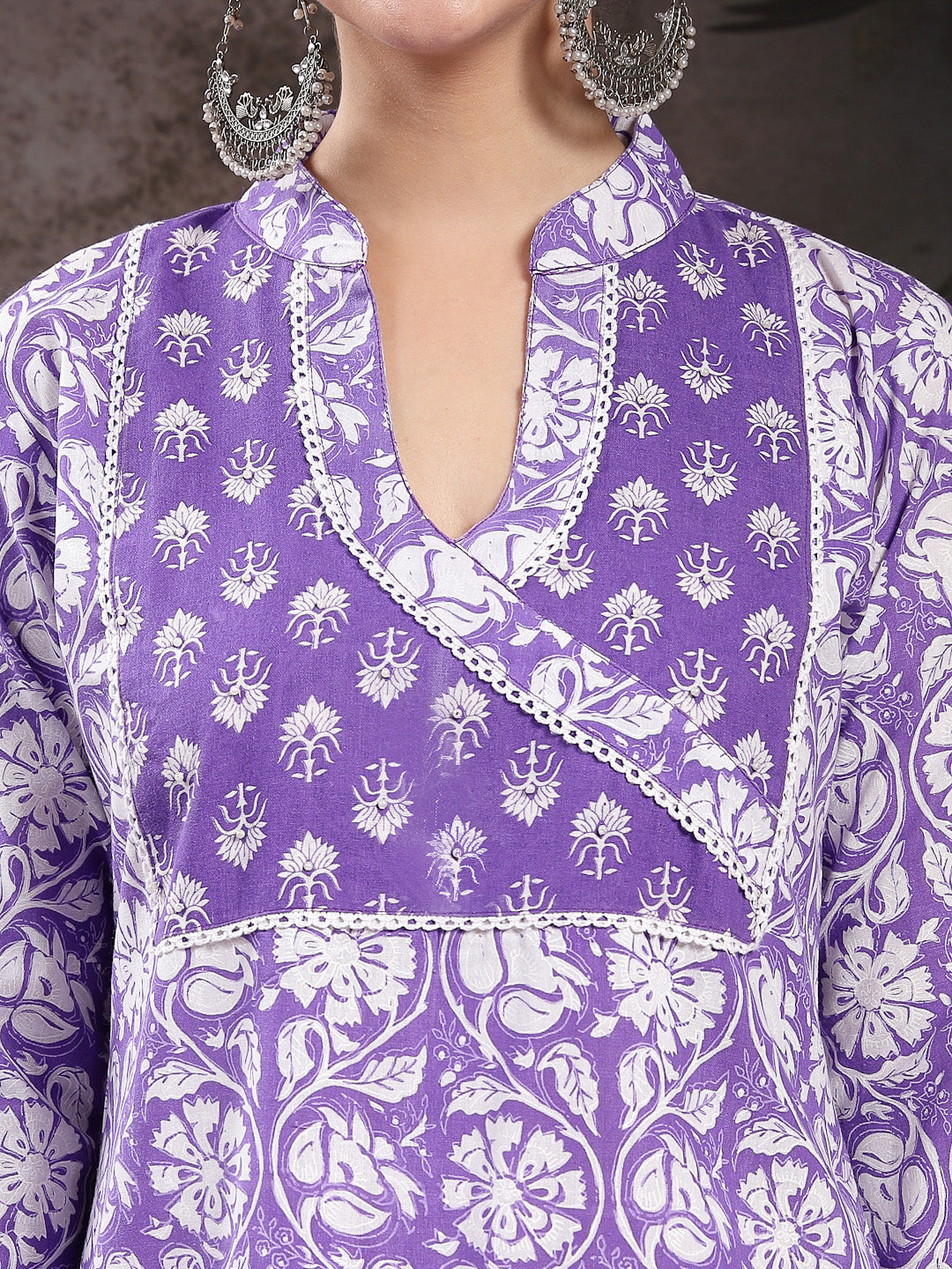 Stylum Women's Lavender Floral Printed Cotton Straight Kurta Pant Dupatta Set (KPDLAVENDERAMARA)