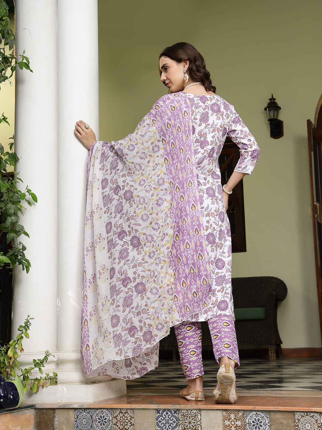 Women's Lavender Floral Printed Cotton Straight Kurta Pant Dupatta Set
