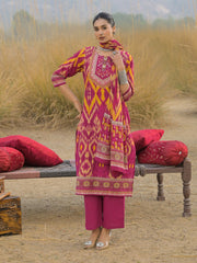 Stylum Women's Pink Ikat Printed Cotton Straight Kurta Pant Dupatta Set (KPDPINKAZOTRE)