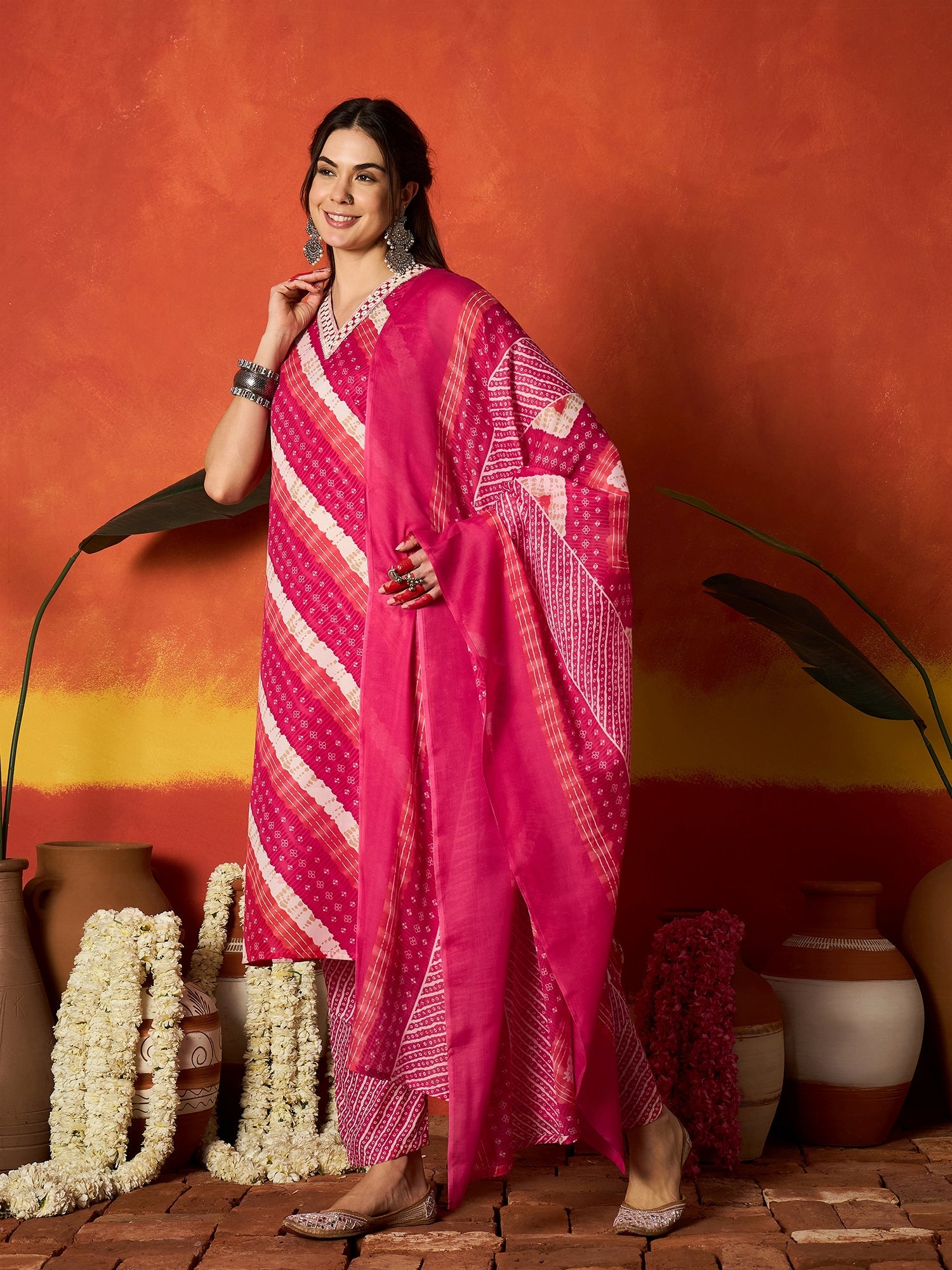 Women's Pink Leheriya Printed Cotton Straight Kurta Pant Dupatta Set (