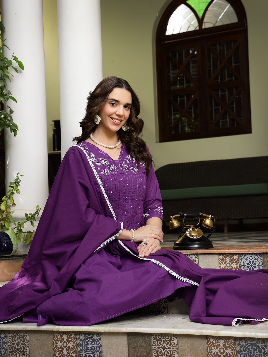 Women's Purple Solid & Embroidered A-Line Cotton Kurta Pant Dupatta Se