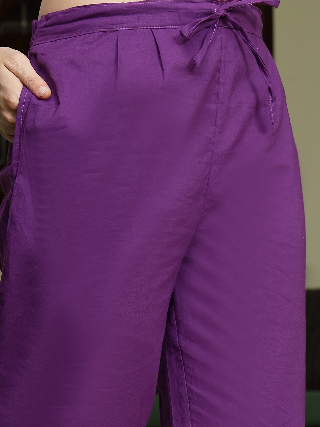 Women's Purple Solid & Embroidered A-Line Cotton Kurta Pant Dupatta Se