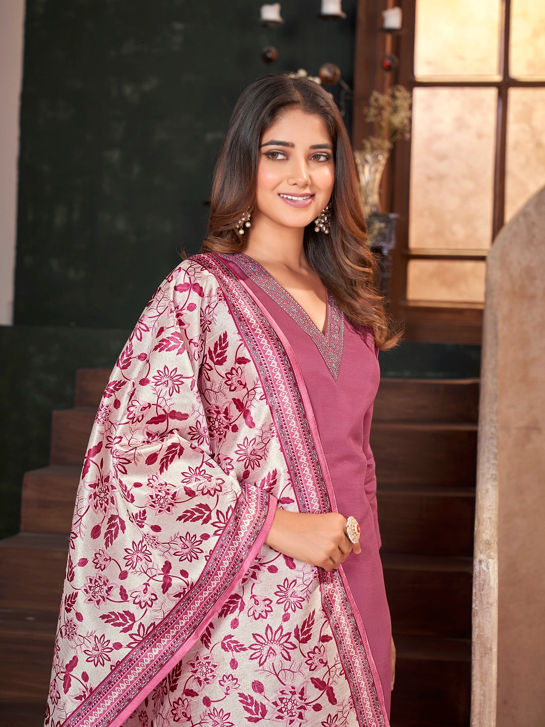 Women's Rose Pink Solid & Embroidered Silk Blend Straight Kurta Pant D