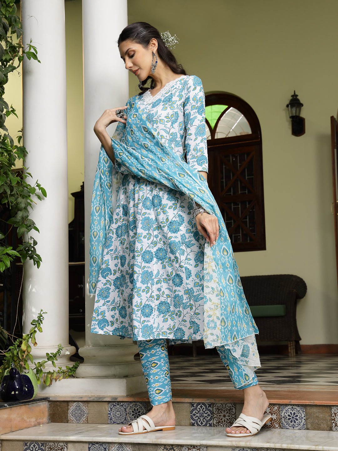 Women's Turquoise Floral Printed Cotton A-Line Kurta Pant Dupatta Set 