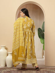 Stylum Women's Plus Size Yellow Floral Printed Cotton Anarkali Kurta Pant Dupatta Set (KPDYELLOWMANIPLUS)