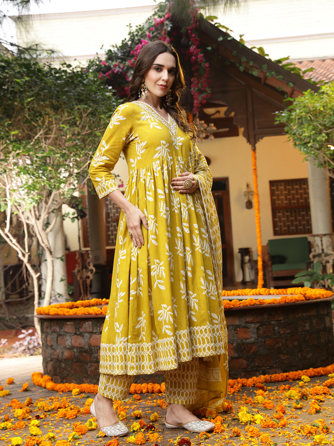 Women's Yellow Floral Printed Cotton Anarkali Kurta Pant Dupatta Set (