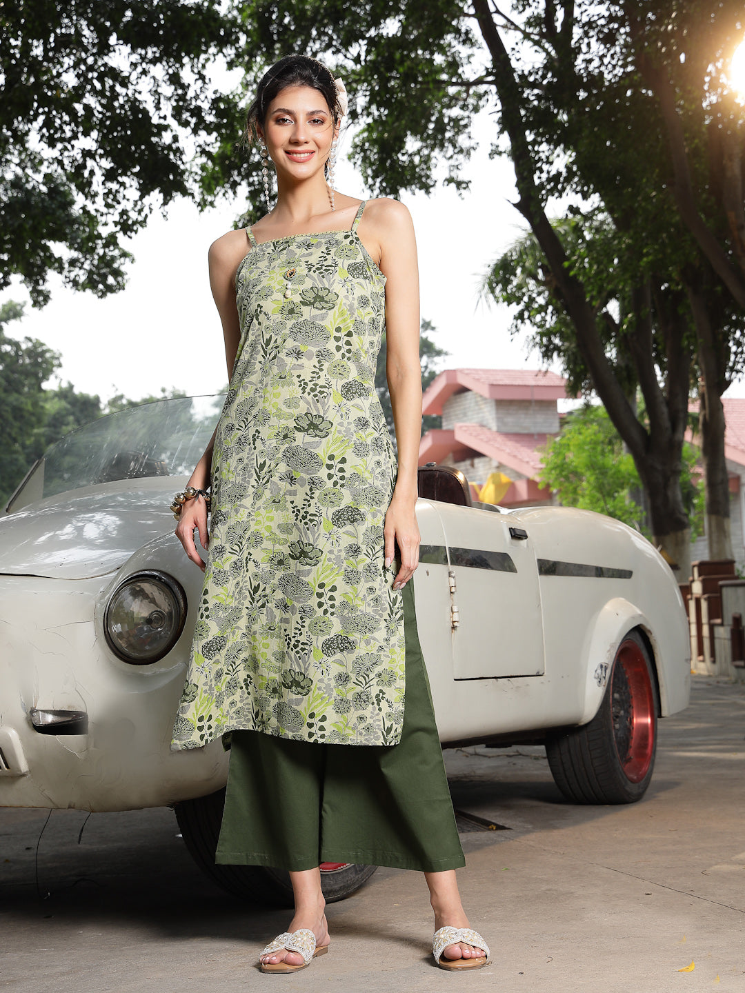Women's Green Floral Printed Cotton Straight Kurta Palazzo Set (KPGREE